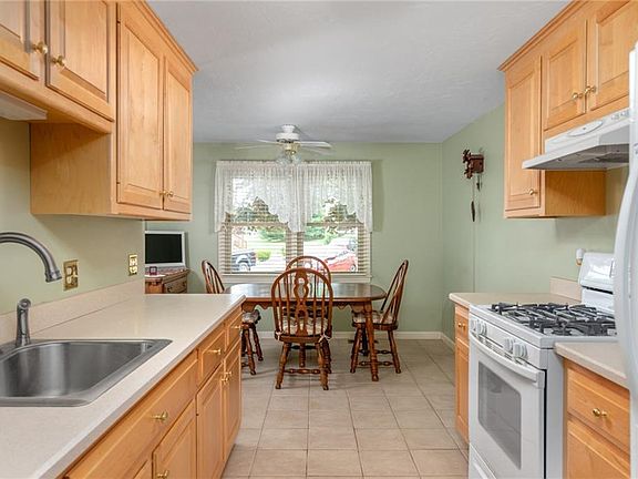 3rd image of 200 Heroux Blvd Unit 1805
