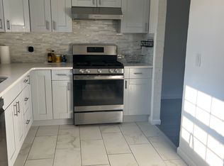 28 Rainford Rd, Edison, NJ 08820