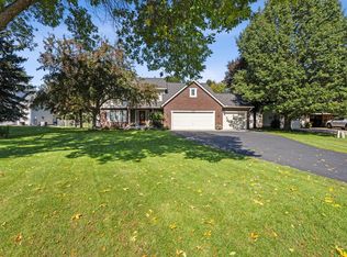 8769 Jewel Ave S, Cottage Grove, MN 55016