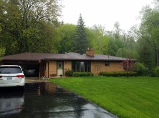 1415 Valley View Rd, Lansing, MI 48906