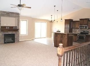 4304 NE Briarwood Dr, Ankeny, IA 50021
