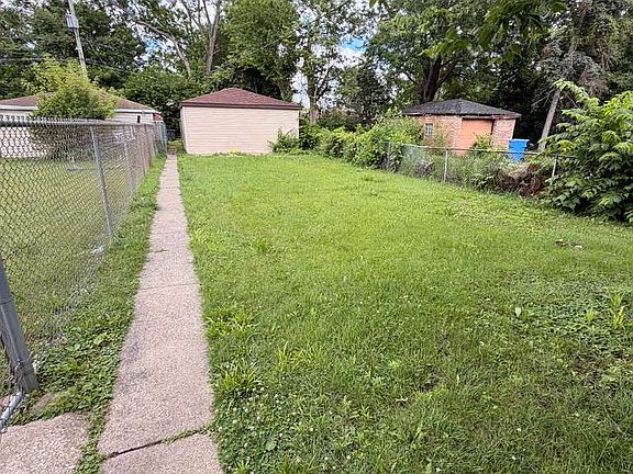 2nd image of 11268 S Bishop St