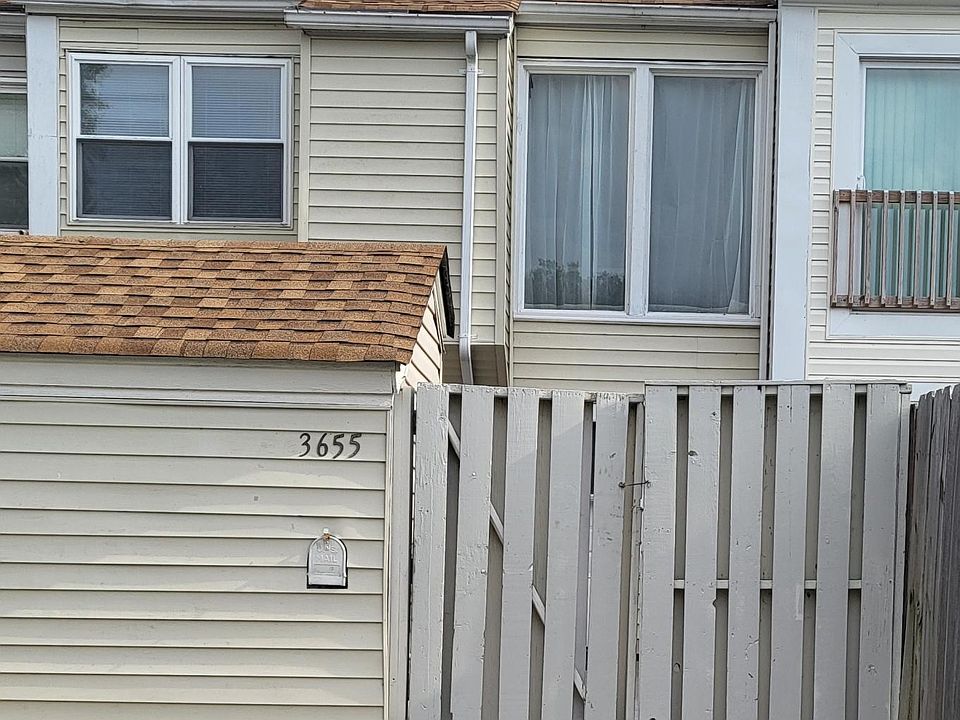 Front of townhouse