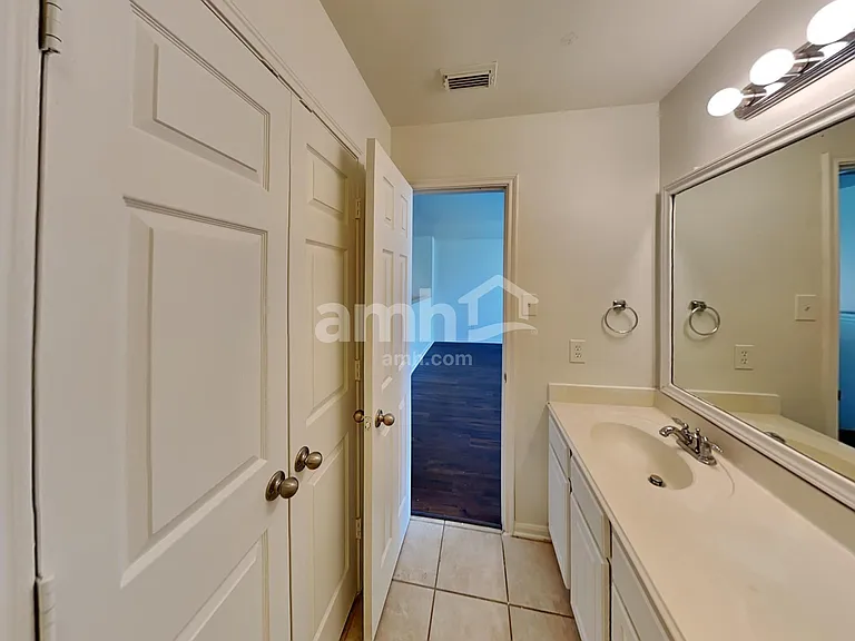 21927 Saragosa Pond Ln — Photo 18