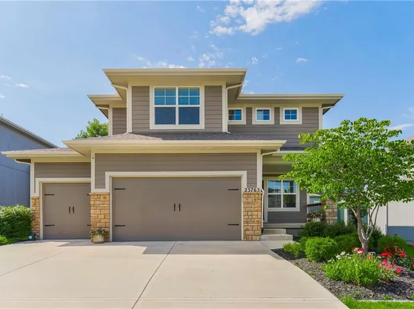 23765 W 125th Ter, Olathe, KS 66061
