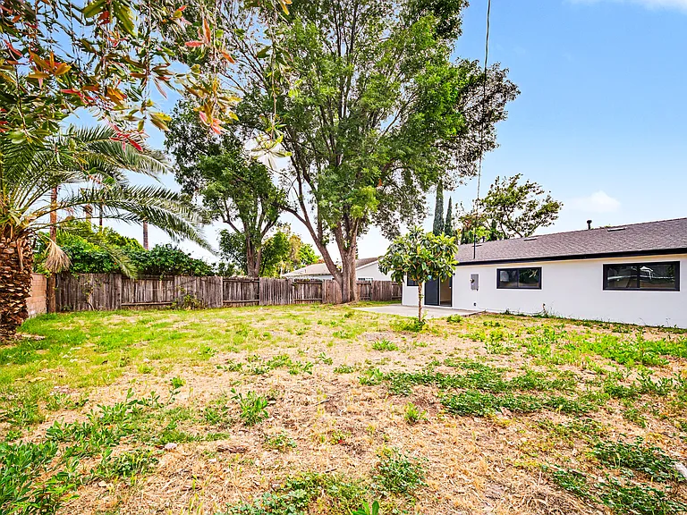 8738 Monogram Ave — Photo 47
