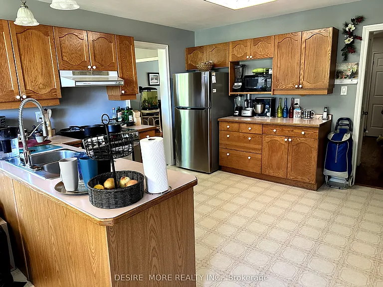 54 Mayfair Dr N #SE — Photo 14