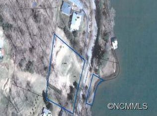 236 S Lake Summit Rd, Zirconia, NC 28790