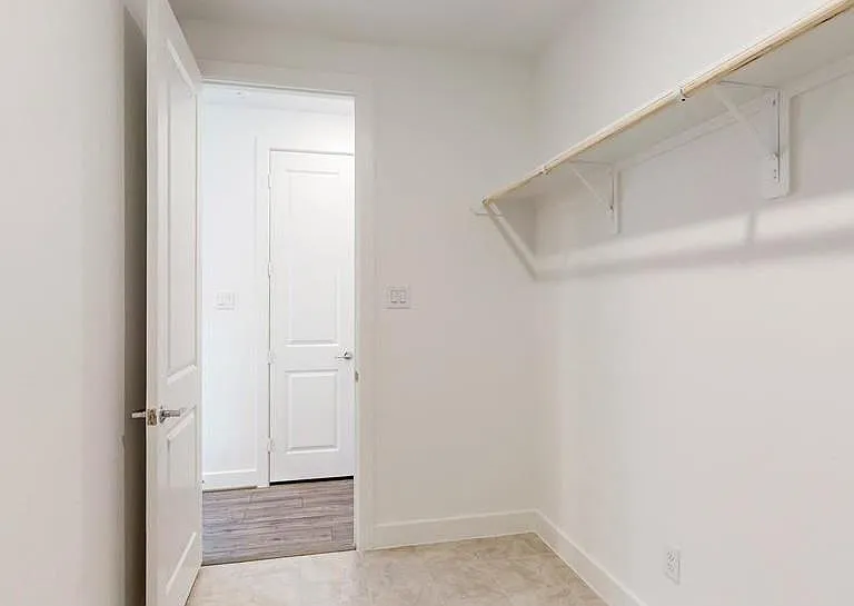 21623 Lampeter River Ln — Photo 30