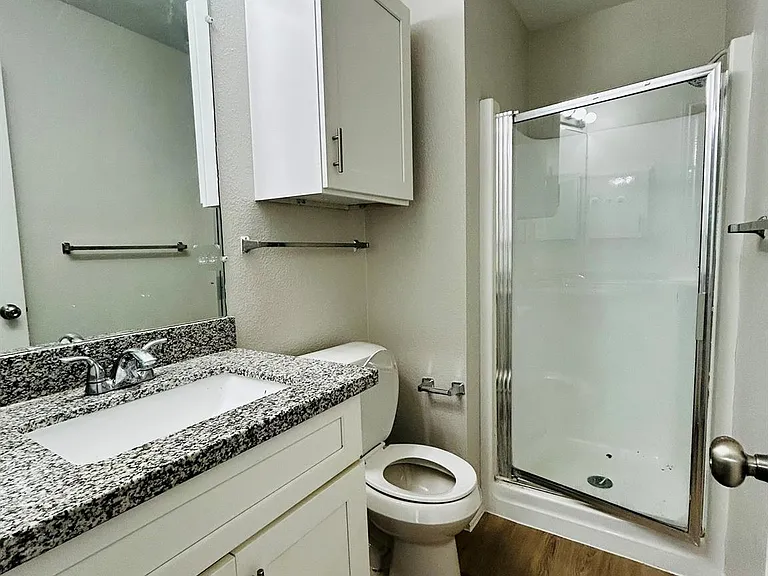 1818 River Crossing Cir #C — Photo 18