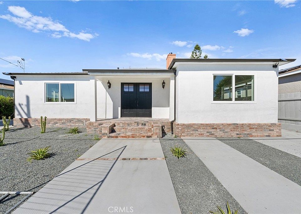 1st image of 5206 La Paz Dr