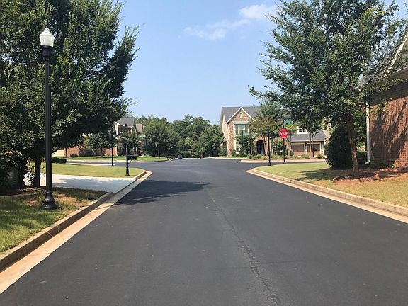 2nd image of 3585 Old Maple Dr