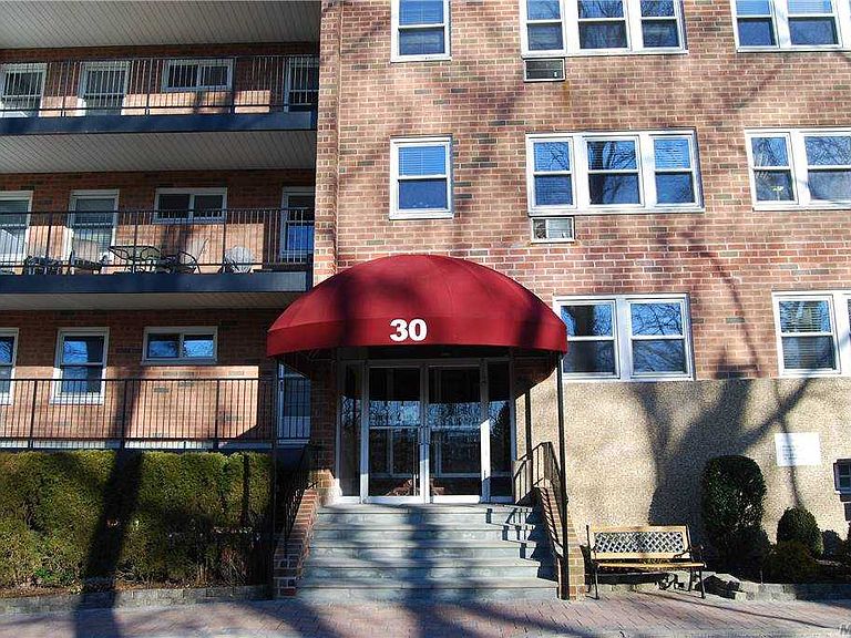 30 Pearsall Ave Glen Cove, NY, 11542 Apartments for Rent Zillow