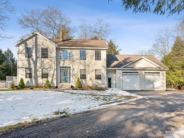 3 Granite Drive, Sidney, ME 04330