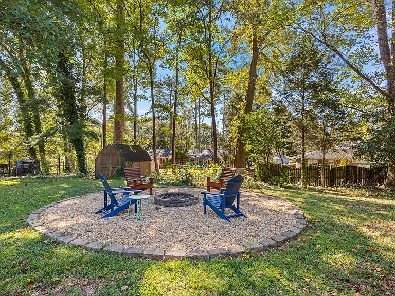 3987 Allenwood Way — Photo 3