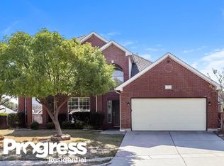 53 Lucas Ln, Fort Worth, TX 76134