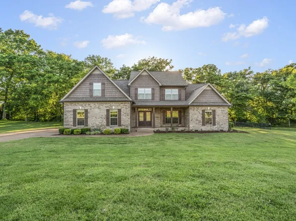1323 Charleston Ln, Columbia, TN 38401