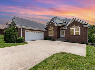 4004 Crestwood Dr, Floyds Knobs, IN 47119
