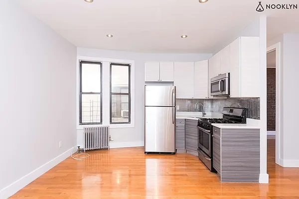 Rented by Nooklyn NYC LLC | media 18