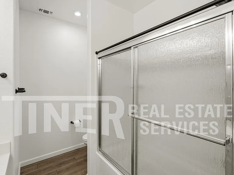 8112 Joecy Way — Photo 20