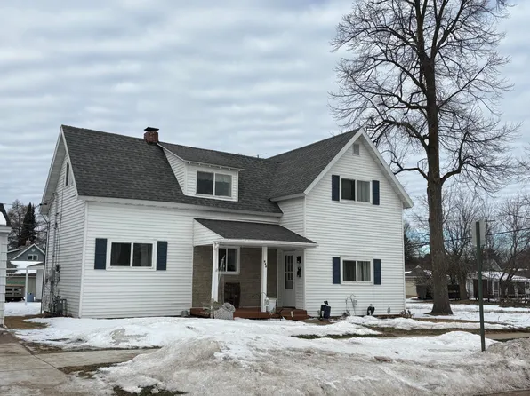 620 N State St, Merrill, WI 54452