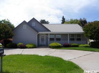2025 E F St, Oakdale, CA 95361