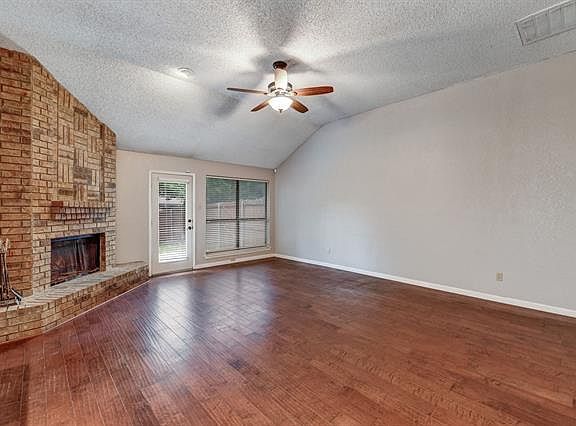 2nd image of 1545 Summerwind Ln