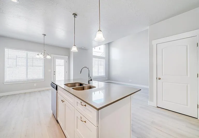 16162 S Truss Dr #BASEMENT MASTER — Photo 6