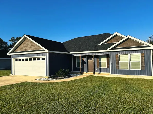 145 Northbrook Dr, Slocomb, AL 36375