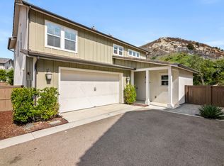 2754 Overlook Point Dr, Escondido, CA 92029