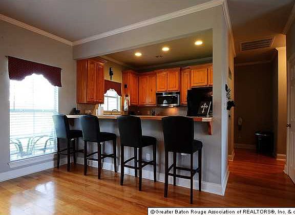 4th image of 2042 Benedetto Ln