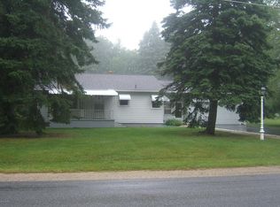 5434 Dowling St, Montague, MI 49437