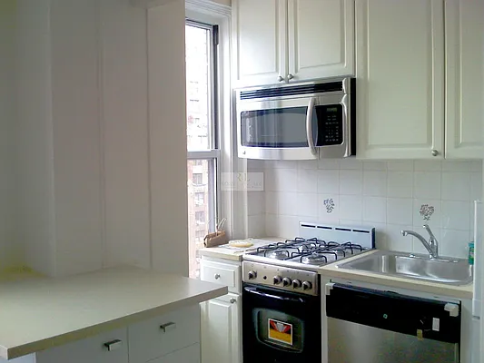 Rented by Rossi Living | media 19