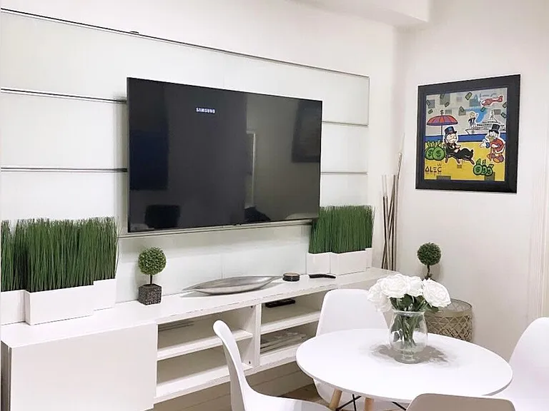 Ocean Dr — Photo 6