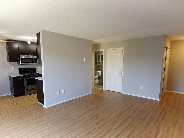 Westwood Apartments - SP Lafayette LLC — Photo 30