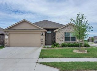 6933 Helm Ln, Fort Worth, TX 76179