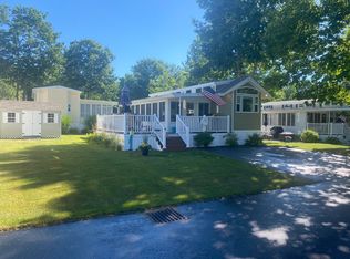 1 Seacoast Ln #98, Old Orchard Beach, ME 04064