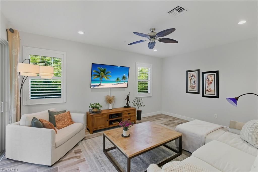 6947 Avalon CIR #1908, Naples, FL - View 4