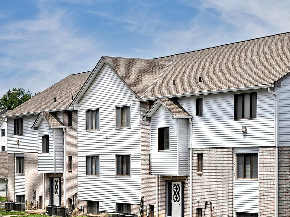 Gold Coast Square Apartments