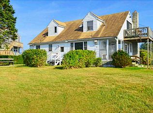 9 Dudley Dr, Narragansett, RI 02882