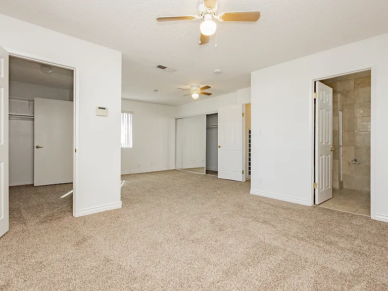 3969 Manford Cir — Photo 55