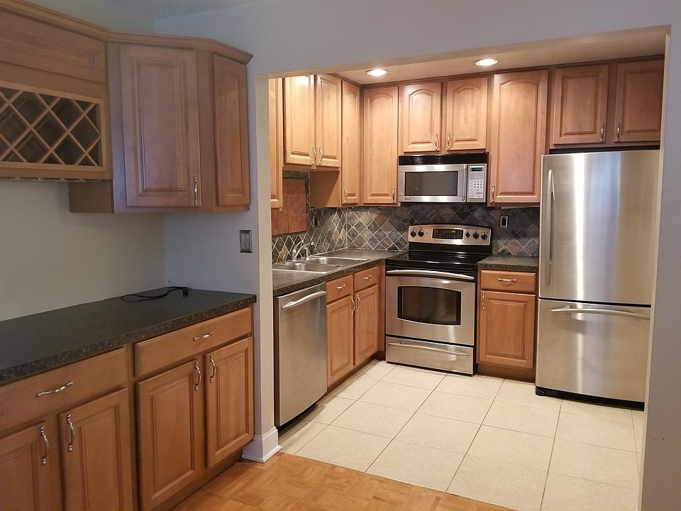 11708 Raintree Lake Ln APT C, Temple Terrace, FL 33617 Zillow