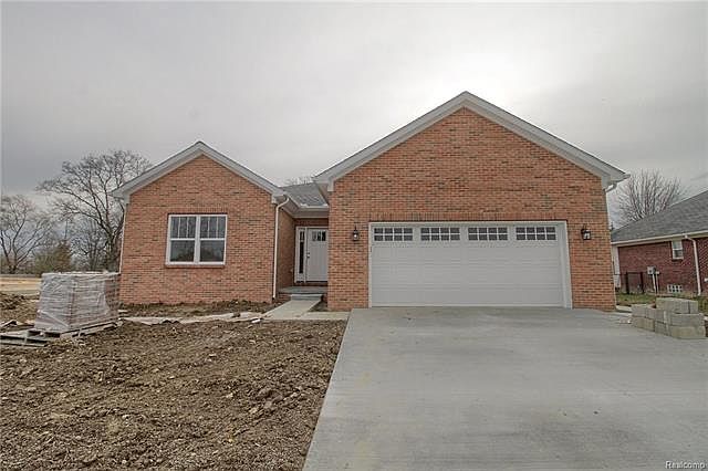 1st image of 35710 Orchard Ln