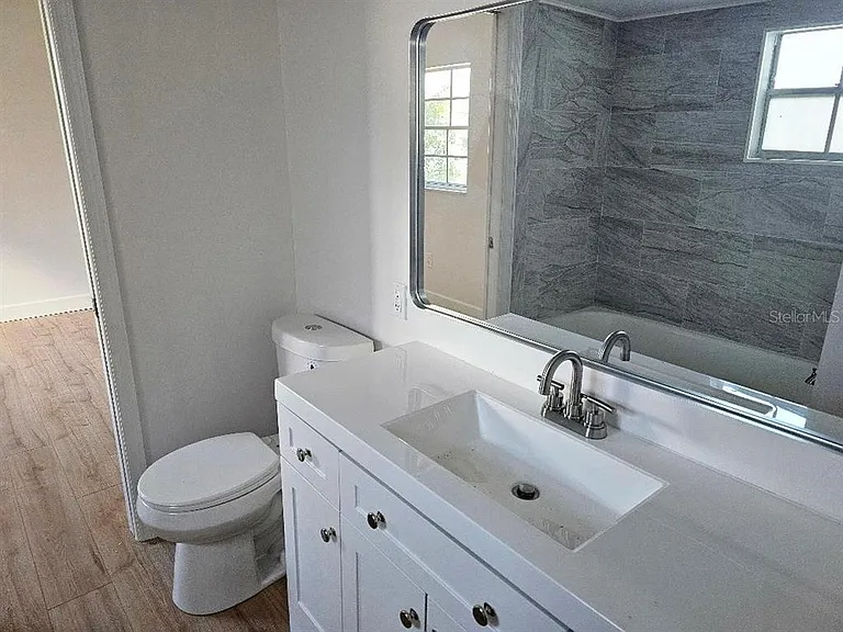 8822 Bay Pointe Dr #104 — Photo 7