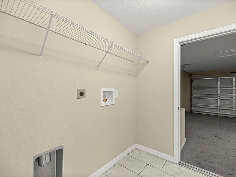 2598 SW 147th Pl — Photo 19