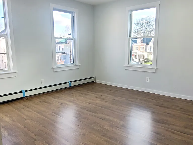 73 Oak Ln #2 — Photo 16
