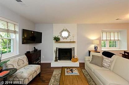 5th image of 1585 S Barton St #31