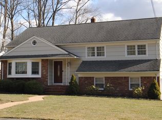 41 Beechtree Rd, West Caldwell, NJ 07006