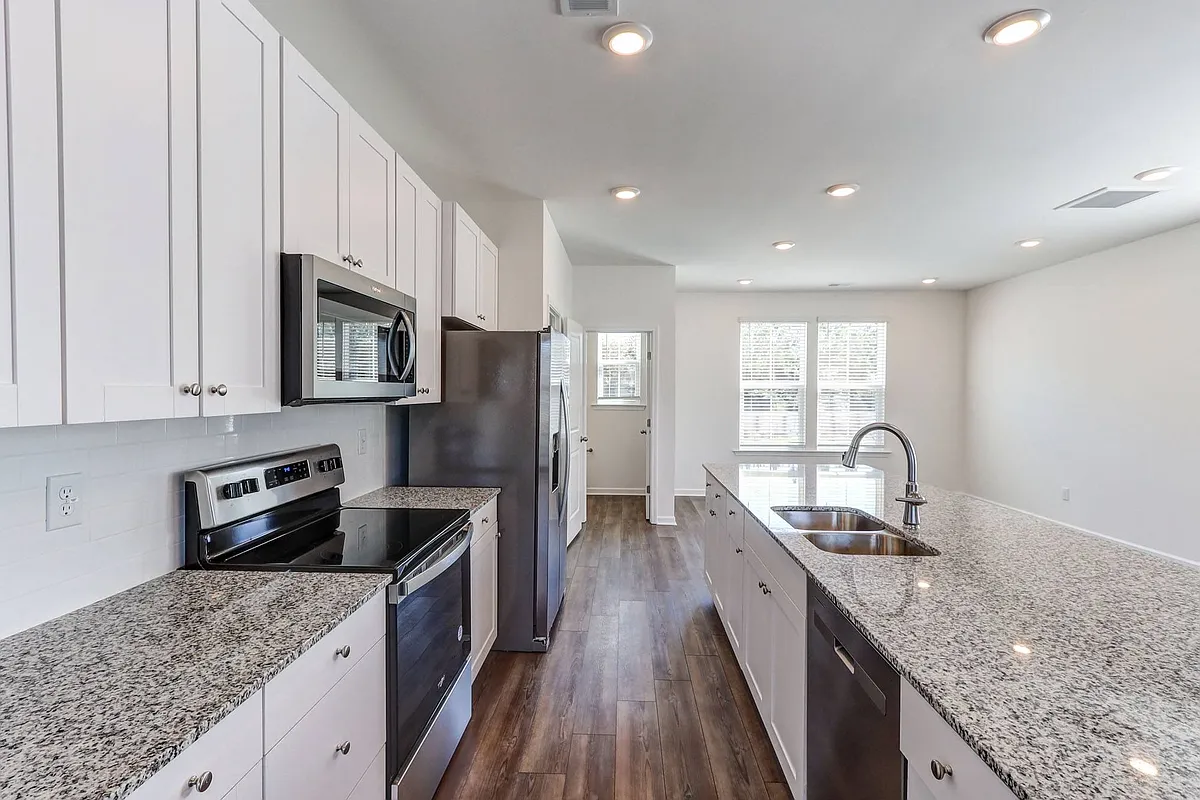 Building Photo - Highland Townhomes