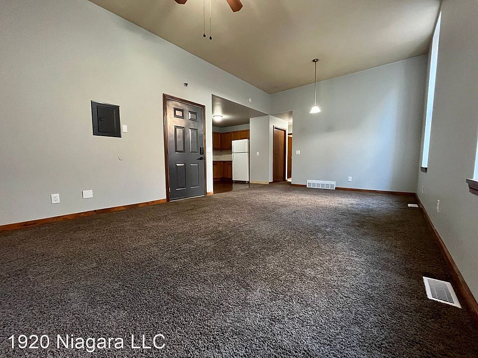 1st image of 1920 Niagara St #5